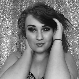 Meet your Posher, Karenna