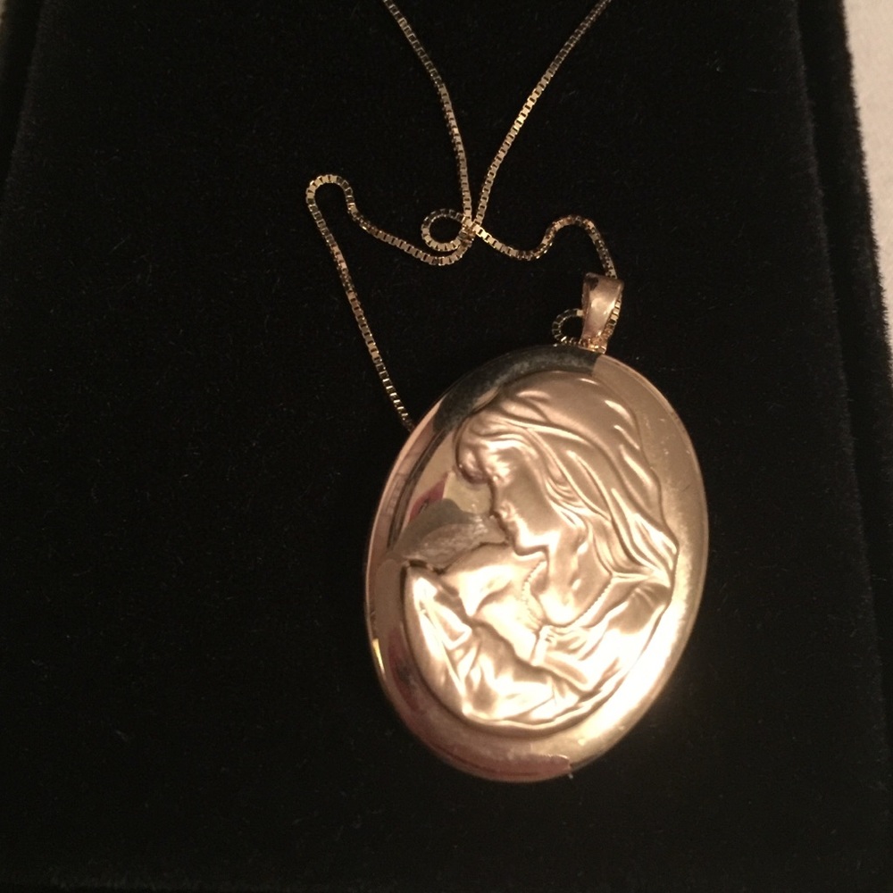 Mother and Child gold locket