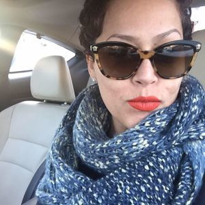 Meet your Posher, Cecilia