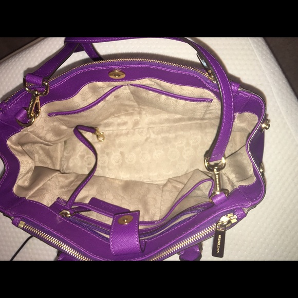 Purple Michael Kors purse TRADED❤ - Picture 2 of 4