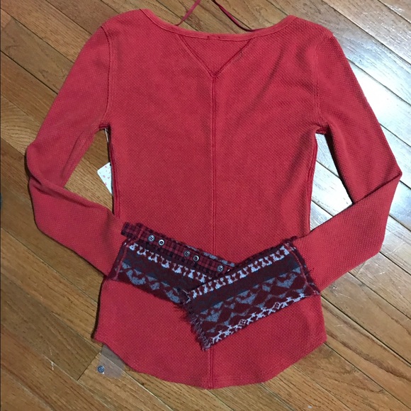 NWT Free People Art School Cuff Thermal Top Red - Picture 4 of 4