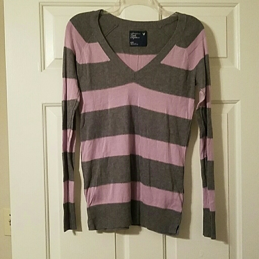Cute striped thin sweater from American Eagle