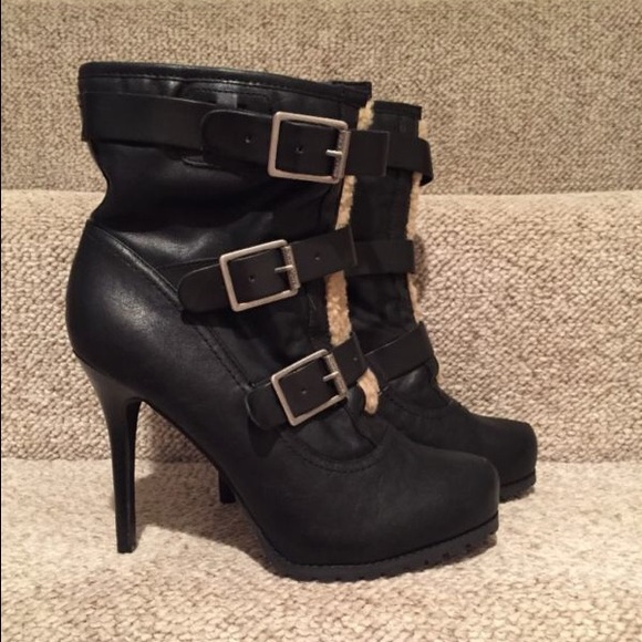 Simply Vera Vera Wang Shoes - Vera Wang Olivia Buckle Boots *New*