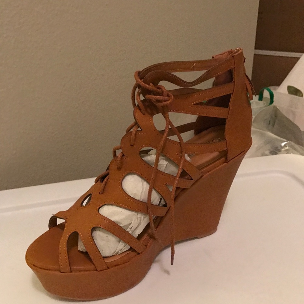 Brown wedges