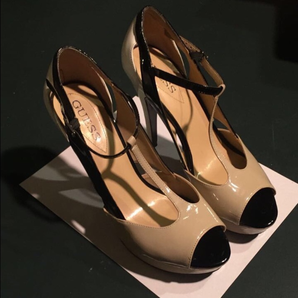 GUESS t-strap Heels 👠