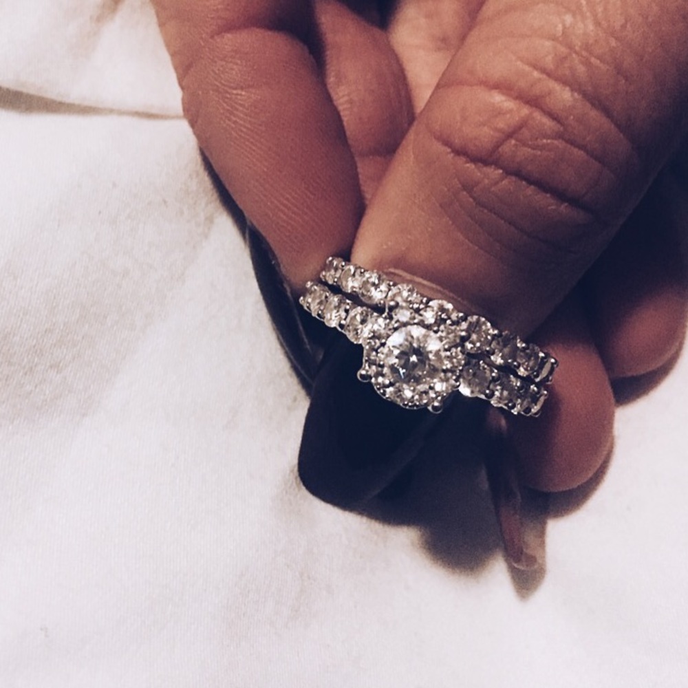 Diamond Wedding Set - Picture 2 of 4