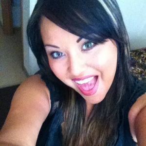 Meet your Posher, Noelia