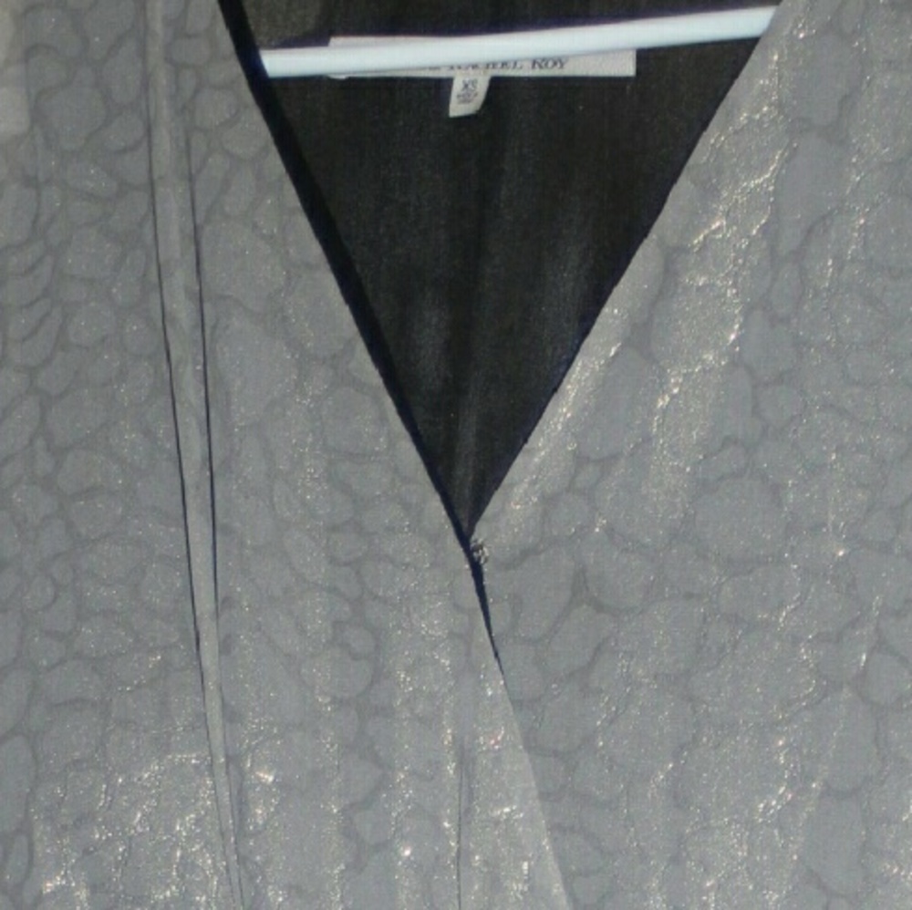 Romper - Picture 2 of 2