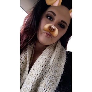 Meet your Posher, Ali