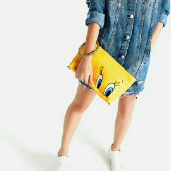 Zara Bags - NWT Zara tweety clutch yellow Zara Bags - NWT Zara tweety clutch yellow