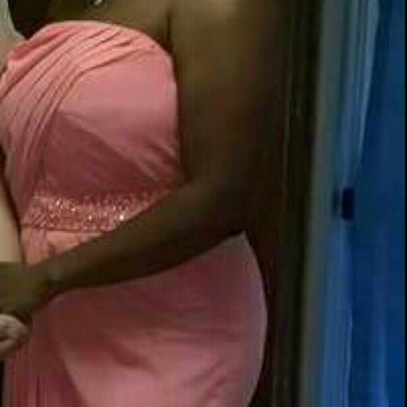 💃🏽Coral Gown - Picture 2 of 2