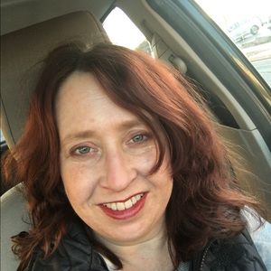 Meet your Posher, Monica