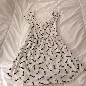 Cute key design cotton dress with twisted back