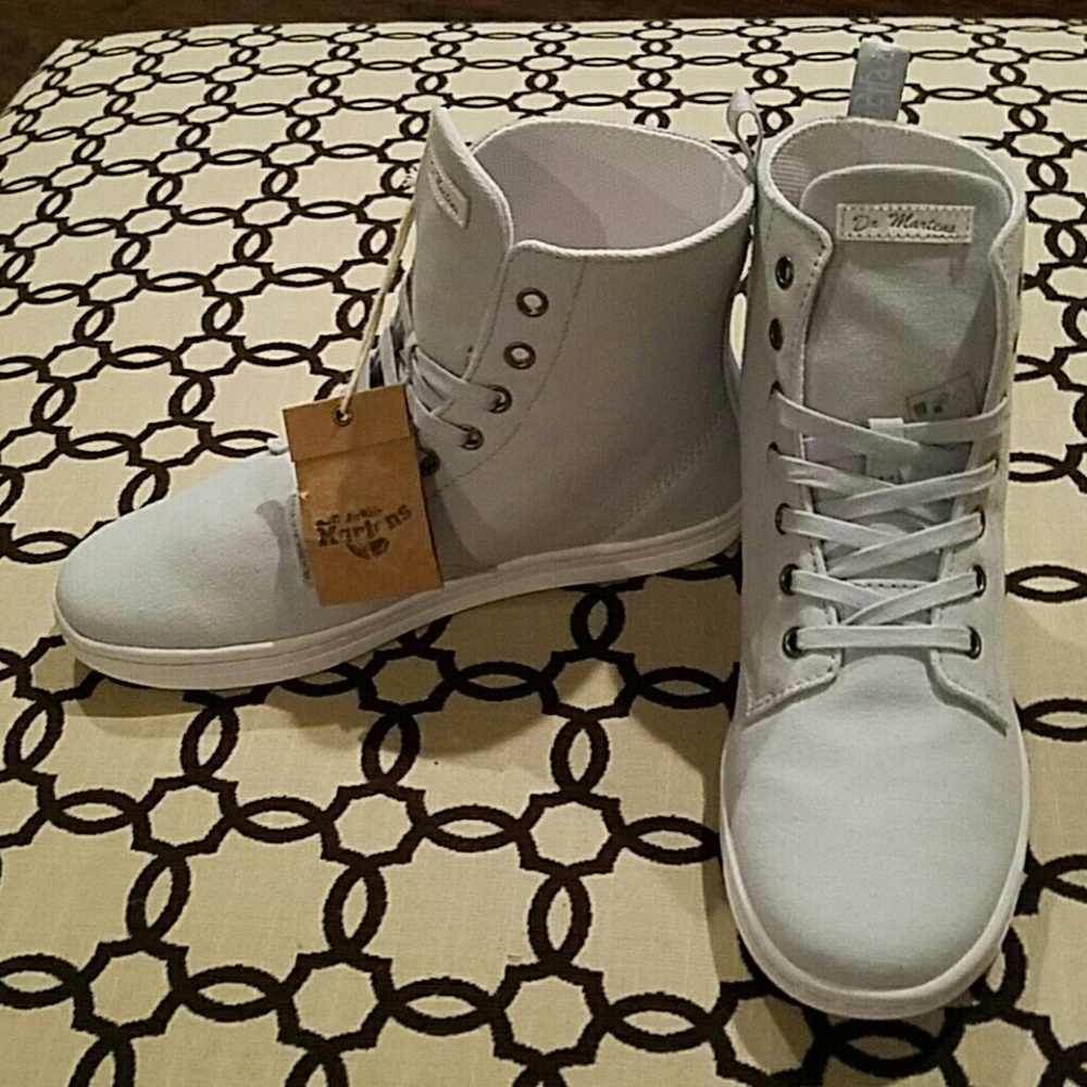 NWT Dr. Martens