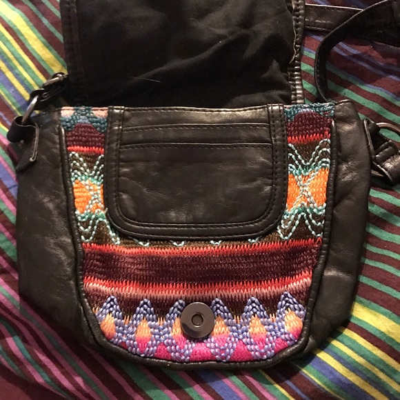 Mossimo Small Crossbody Purse - Picture 2 of 2