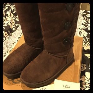 UGG Bailey Button Triplet