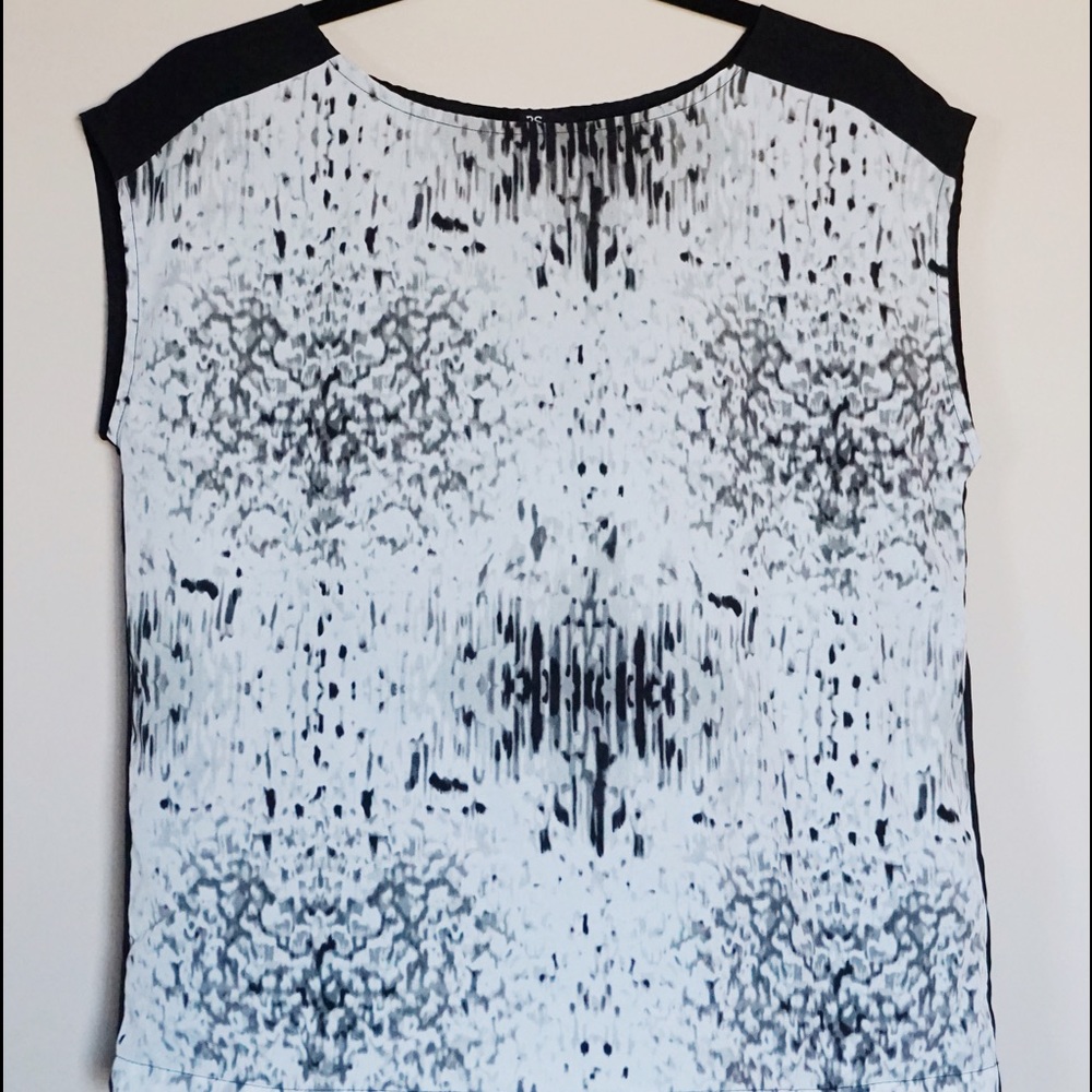 Abstract Print B&W Dress Shirt