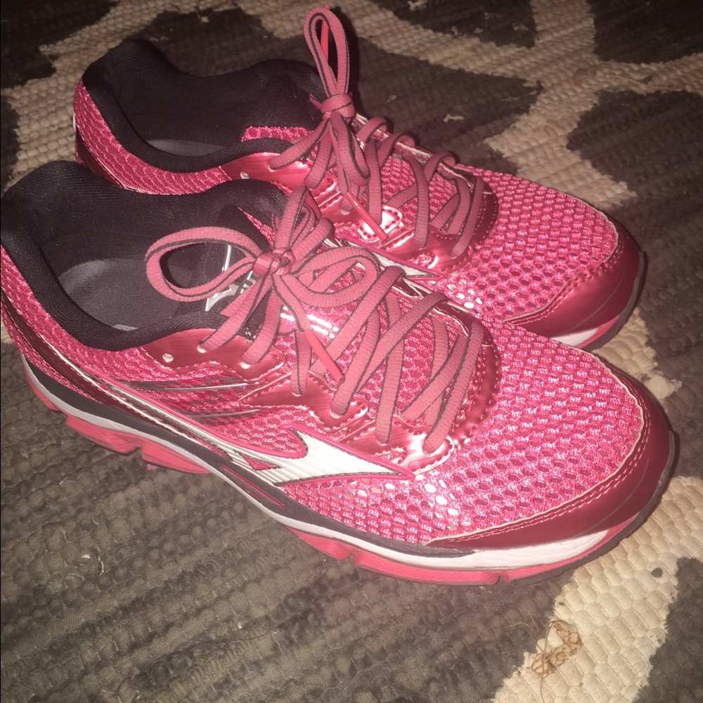 Mizuno running shoes