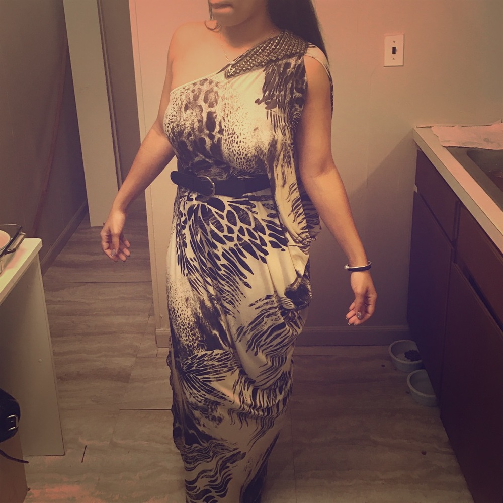 Long Animal Print Dress w Belt