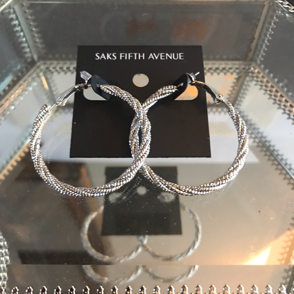 NWT Saks Fifth Avenue Earings