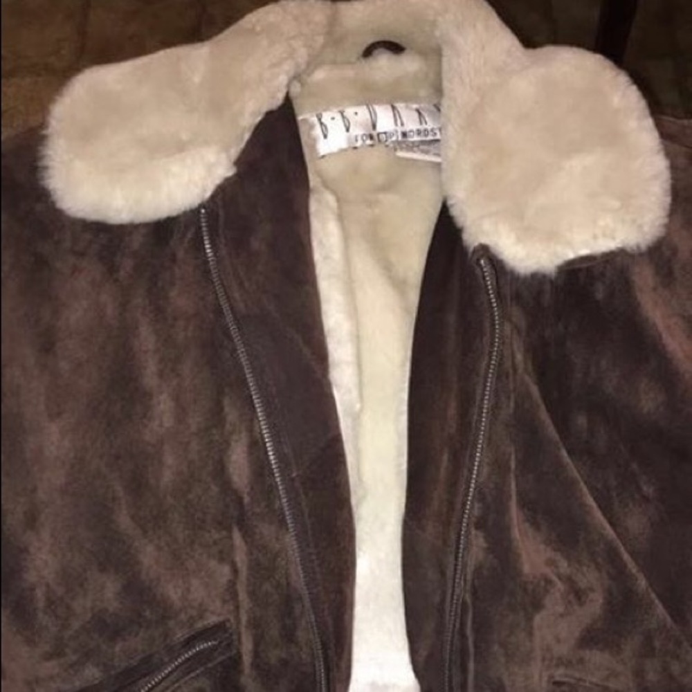 BB DAKOTA. Brown leather jacket