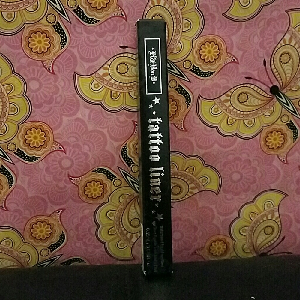 kat von d eyeliner trooper