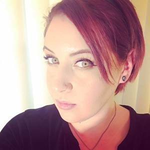 Meet your Posher, Corynne