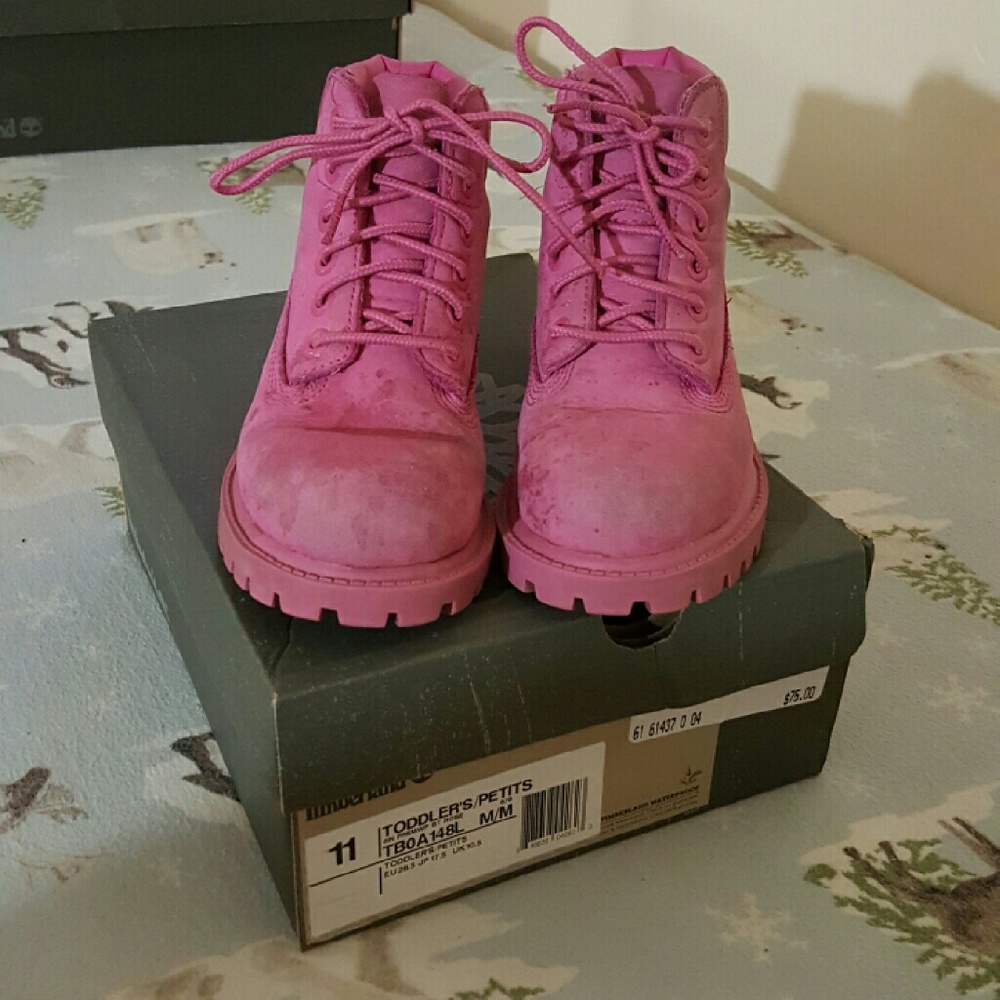 Timberland girl preschool size 11 boots vivid pink