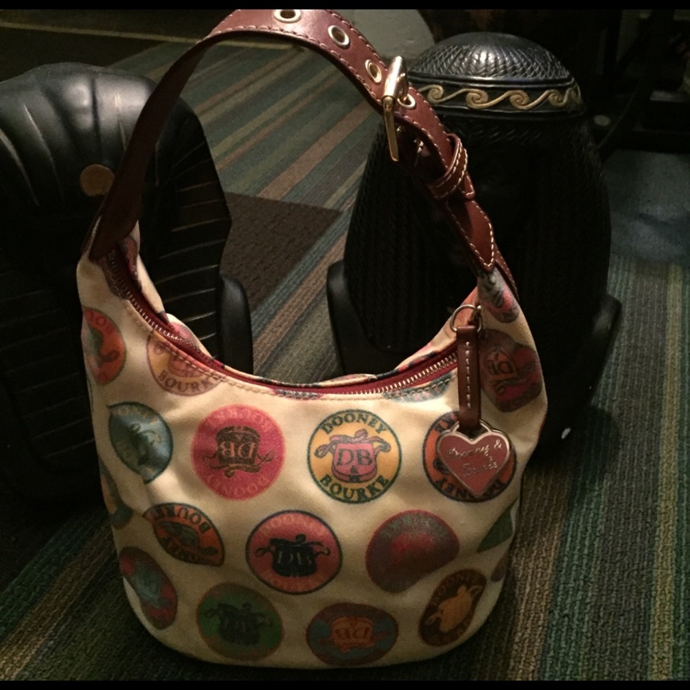 Dooney  purse beautiful and real