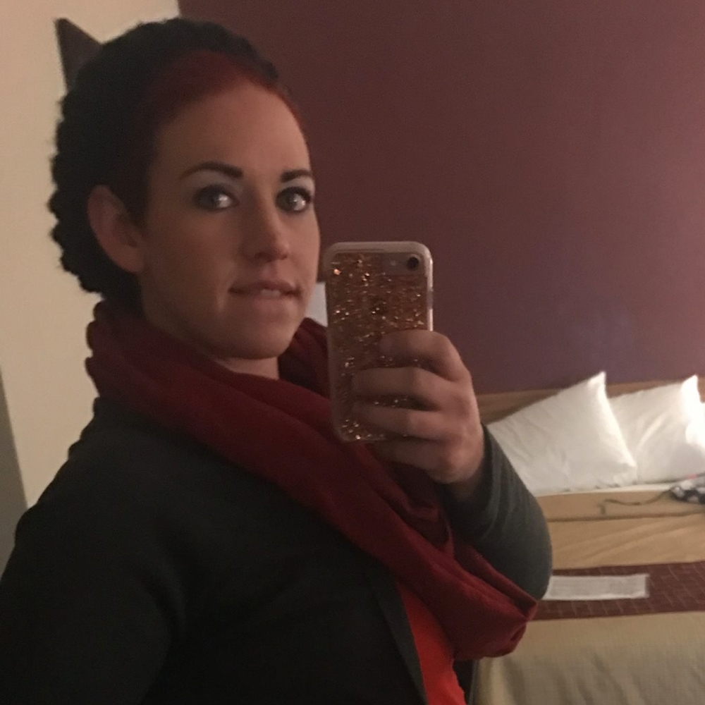 Meet your Posher, Whitney