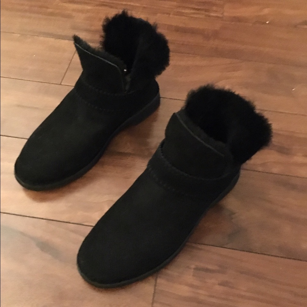 Ugg McKay women's boots-black