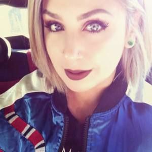 Meet your Posher, Cynthia