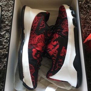 DS KD 8 EXT (Red Floral Print)