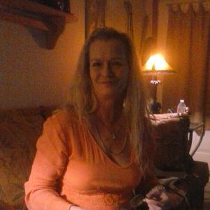 Meet your Posher, Brenda