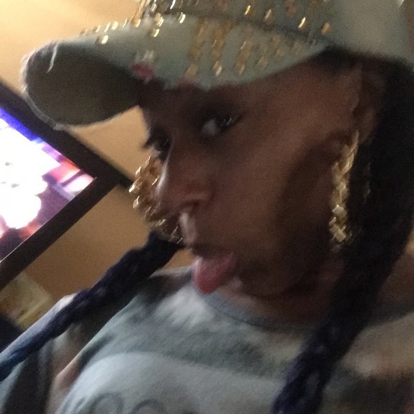 Meet your Posher, Jeanetta - Picture 1 of 1