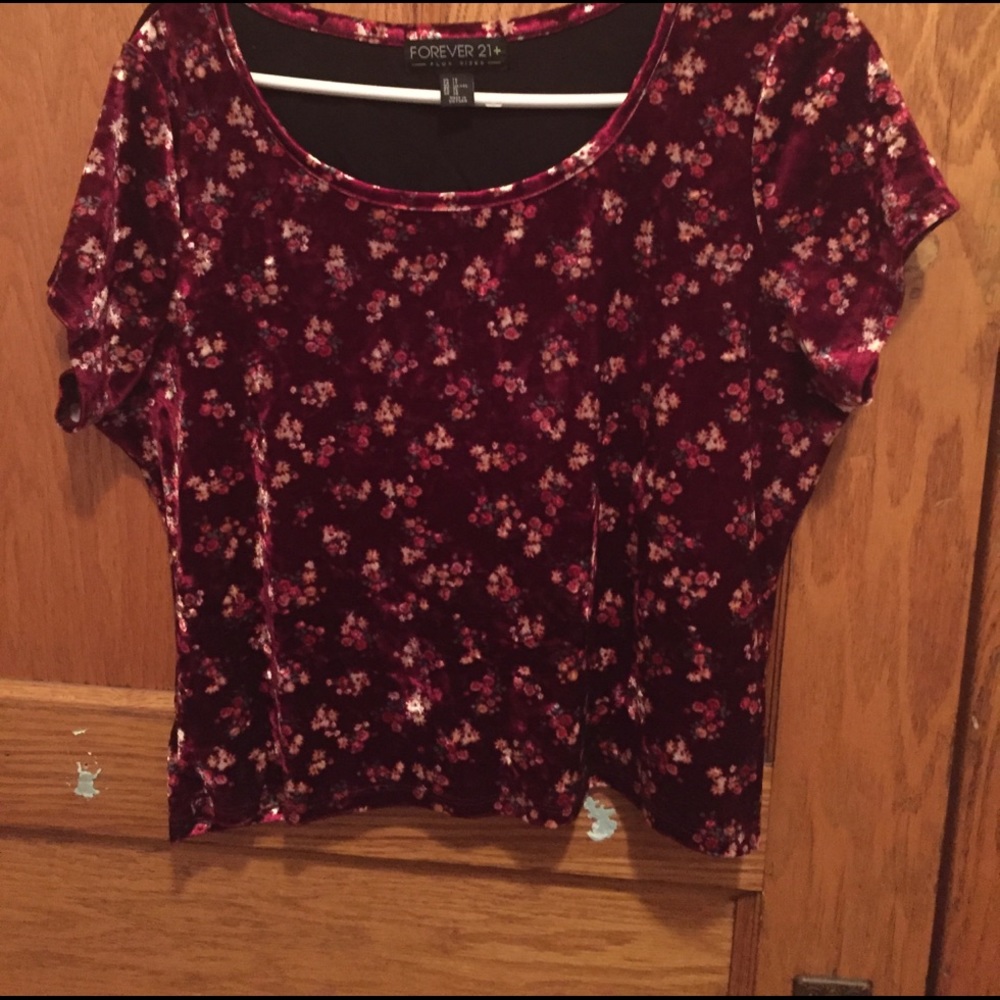 Forever 21 velvet crop top