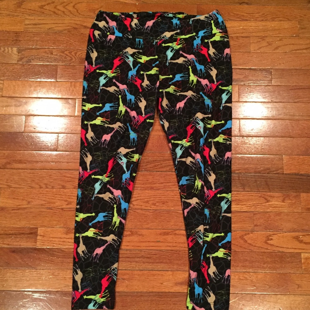 LulaRoe giraffe leggings