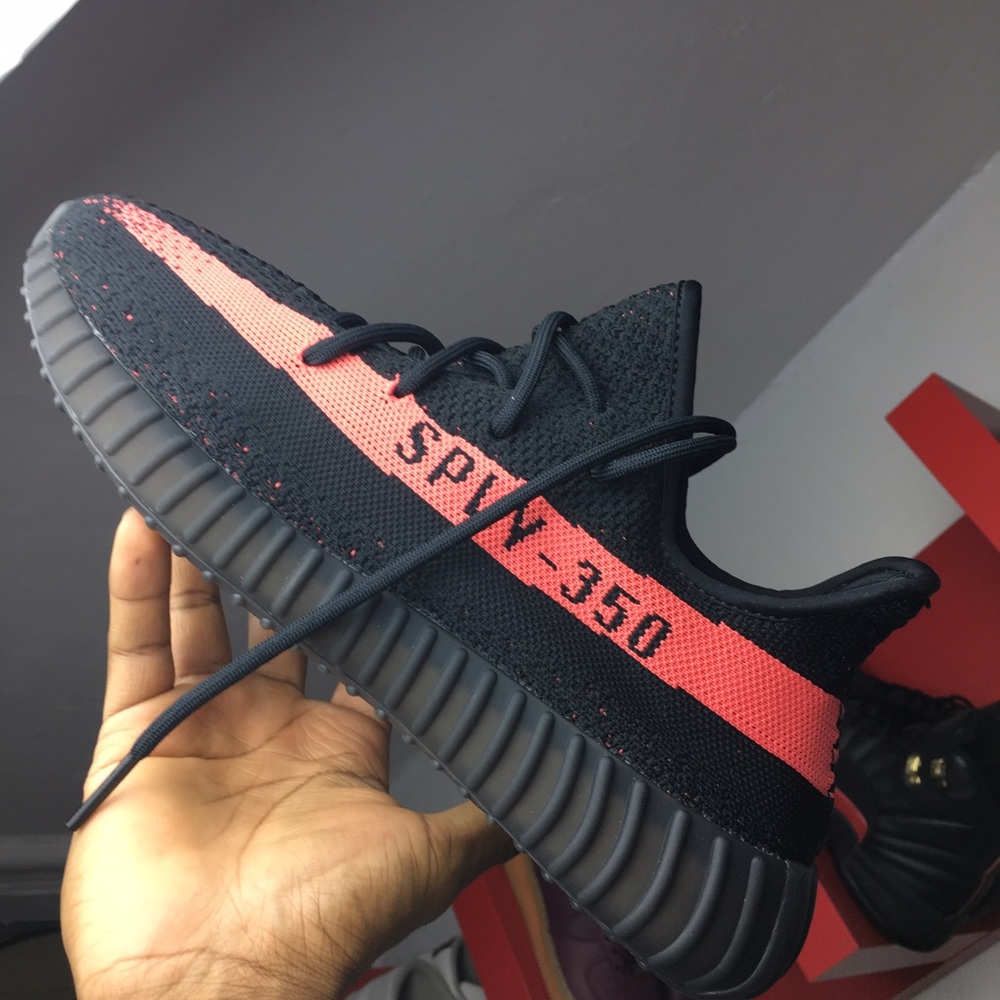 Yeezy Boost V2