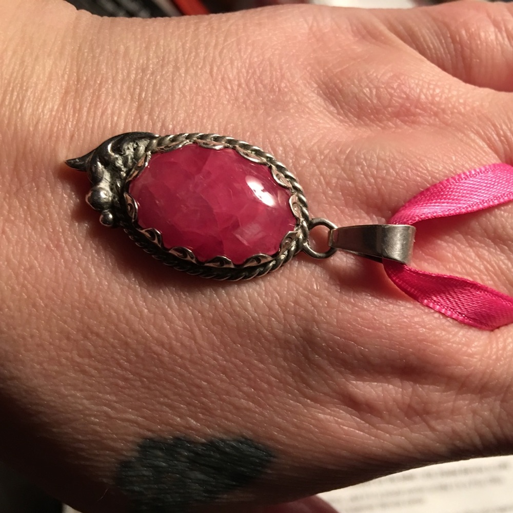 Meet your Posher, Adria