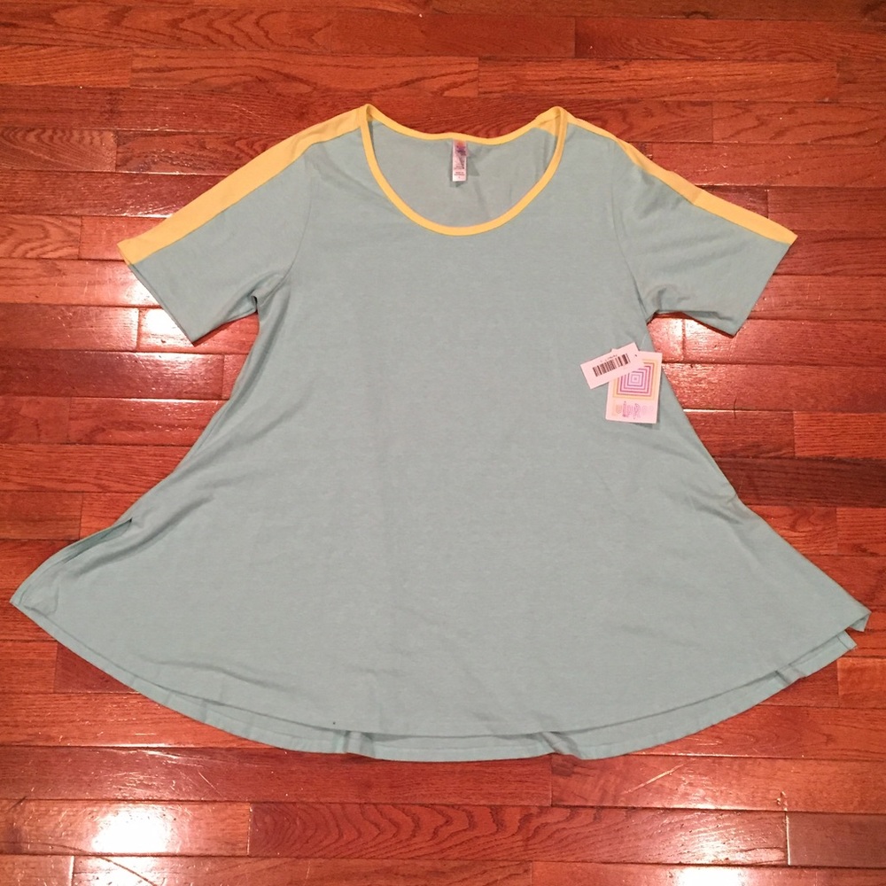 LulaRoe Perfect Tee ⚡️PRICE CUT!⚡️