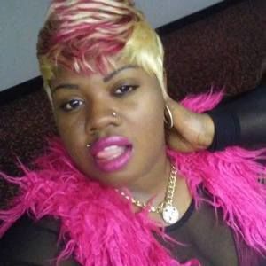 Meet your Posher, Terri