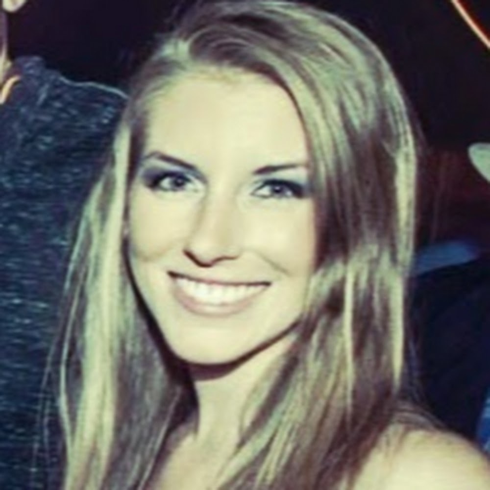 Meet your Posher, Charlotte