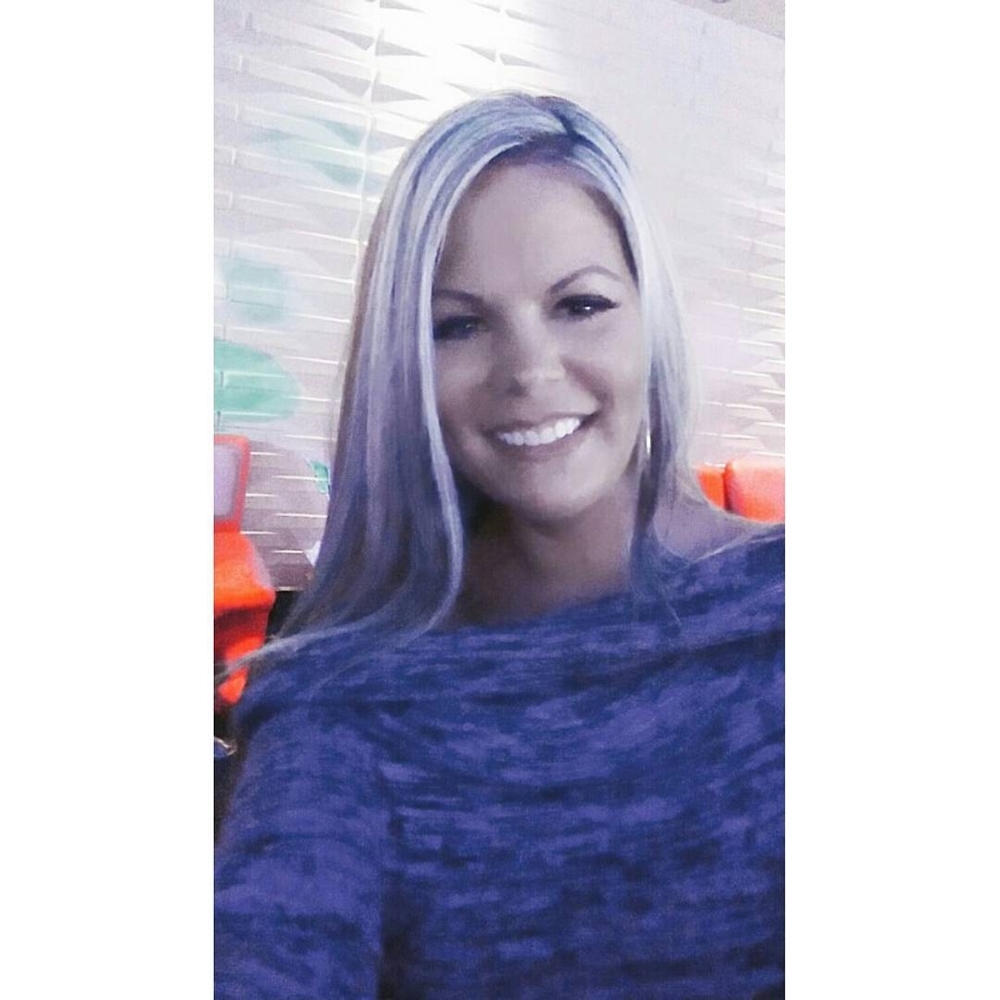 Meet your Posher, Dana