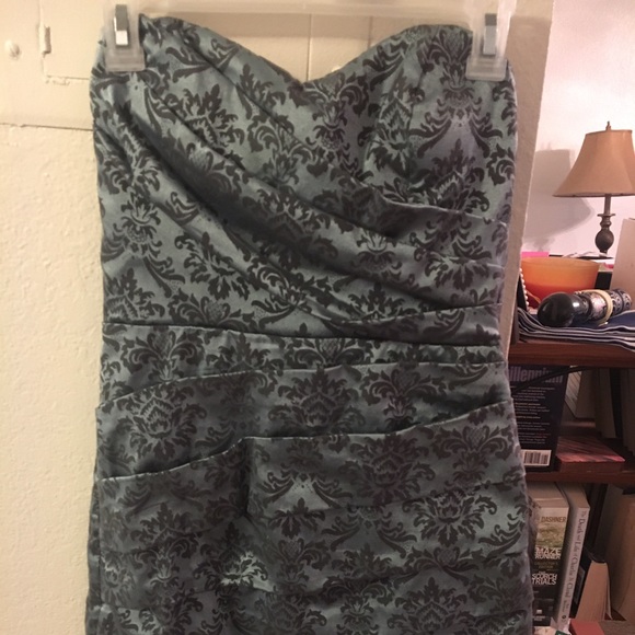 Light blue/grey fitted cocktail dress - Picture 1 of 6