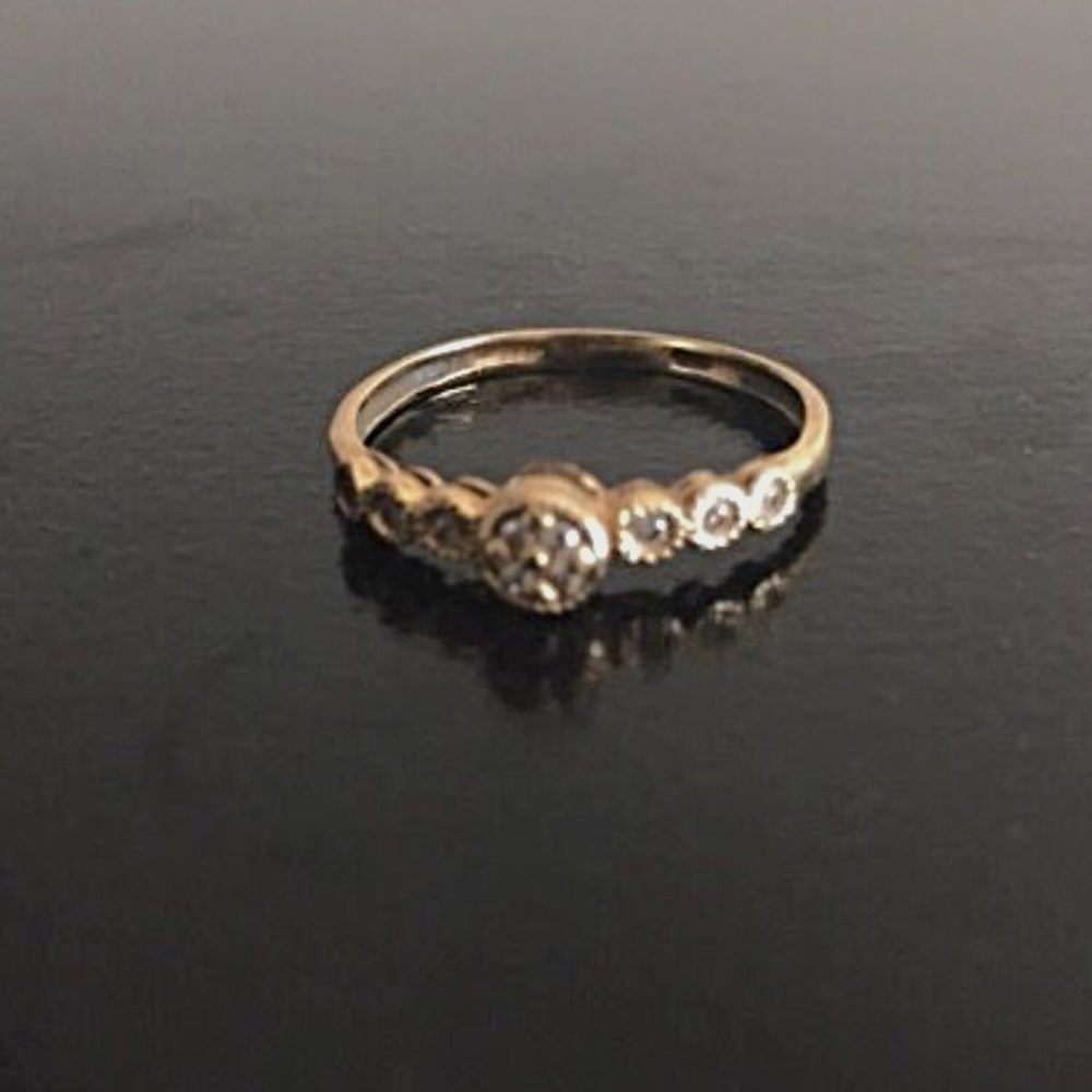 Diamond Ring with Yellow Gold Band