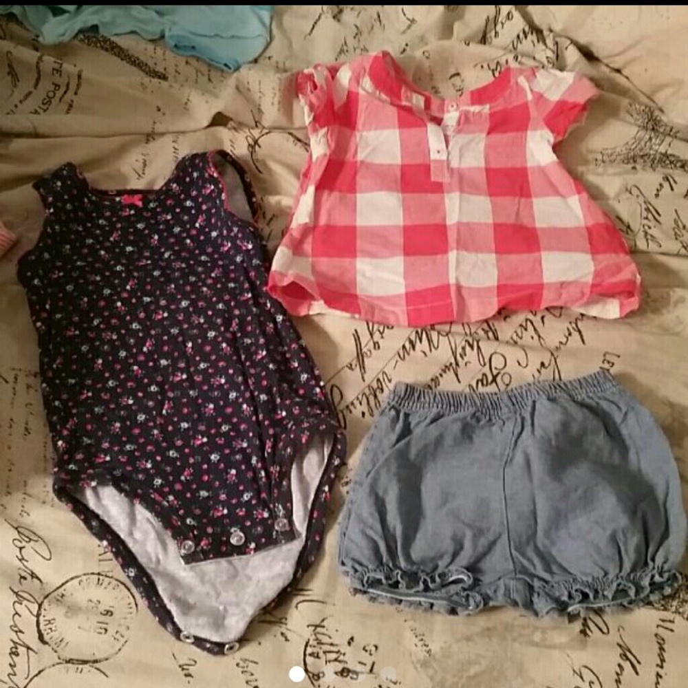 Carter's girls 18 month summer sets