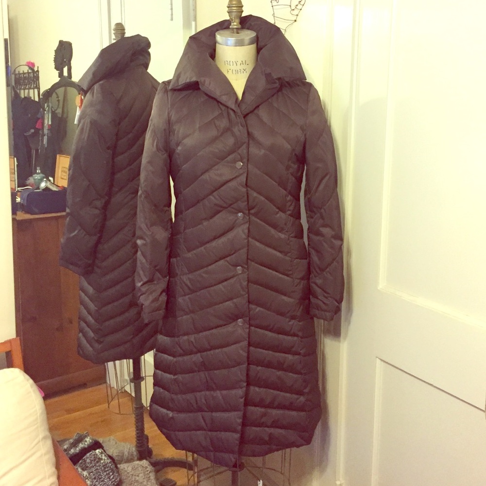 Chocolate brown vintage style down coat