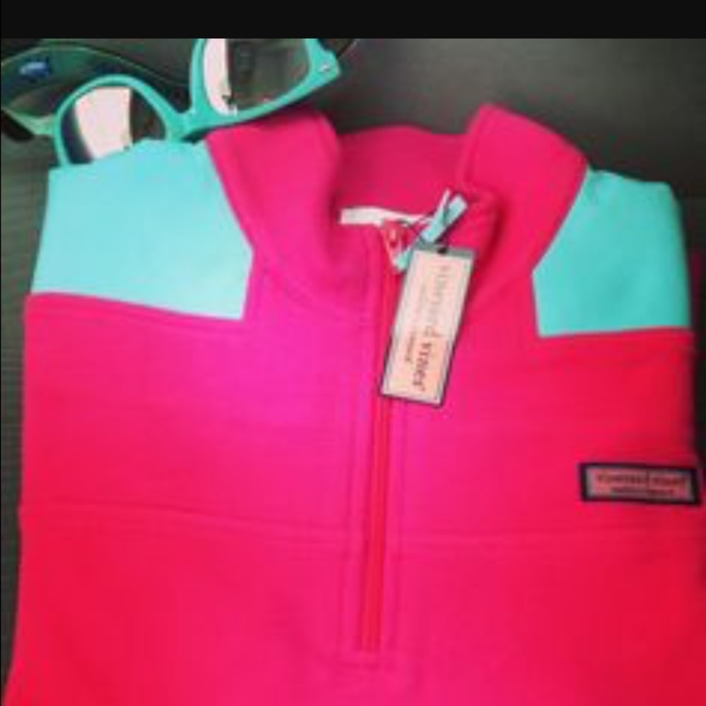 Vineyard Vines Lg hot pink shep shirt,