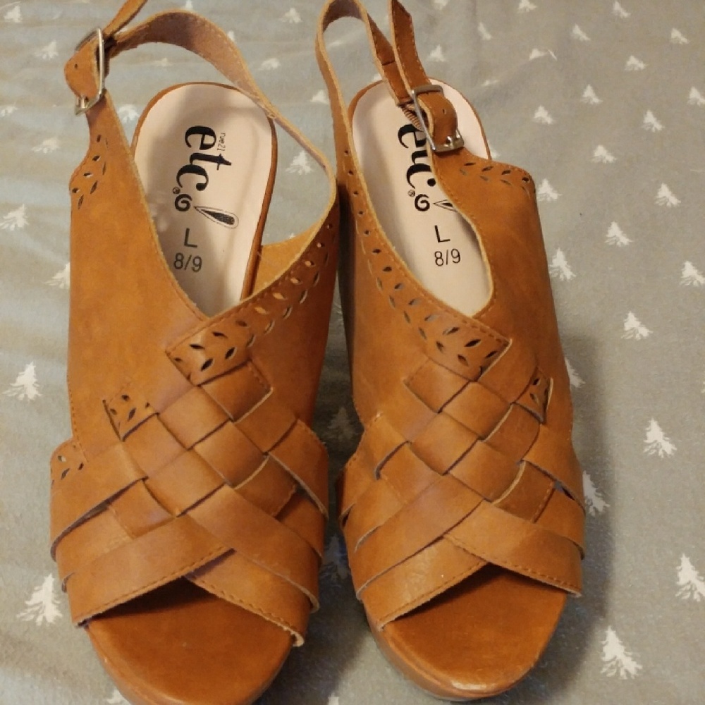 Etc Brown Wedge Sandals
