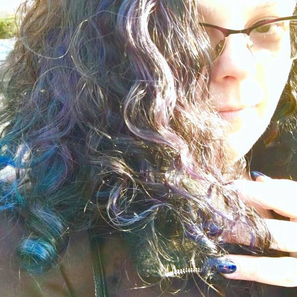 Meet your Posher, Faith - Picture 1 of 1